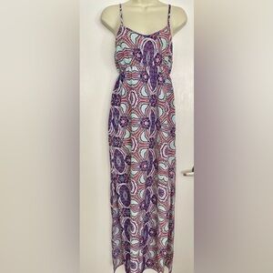 Multicolor Strappy Maxi Dress 🌸